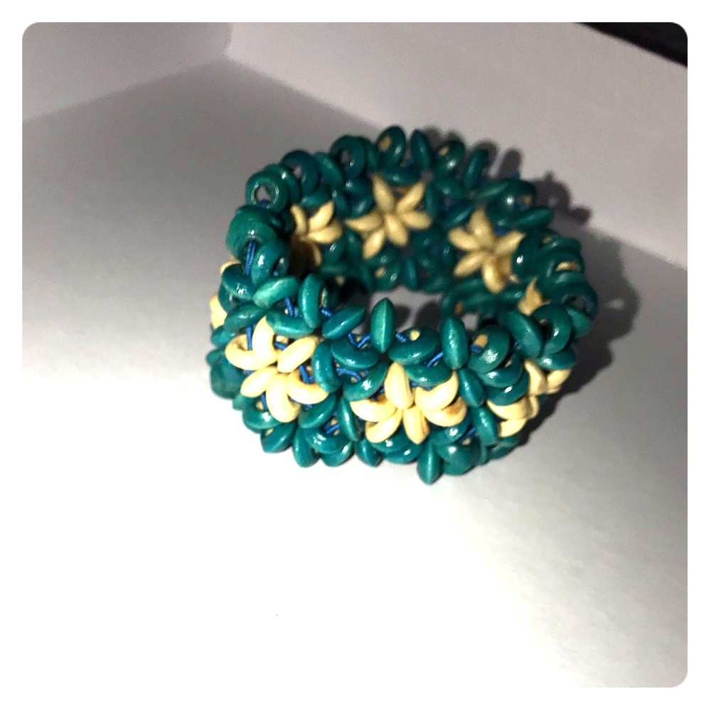 Hawaii bead bracelet